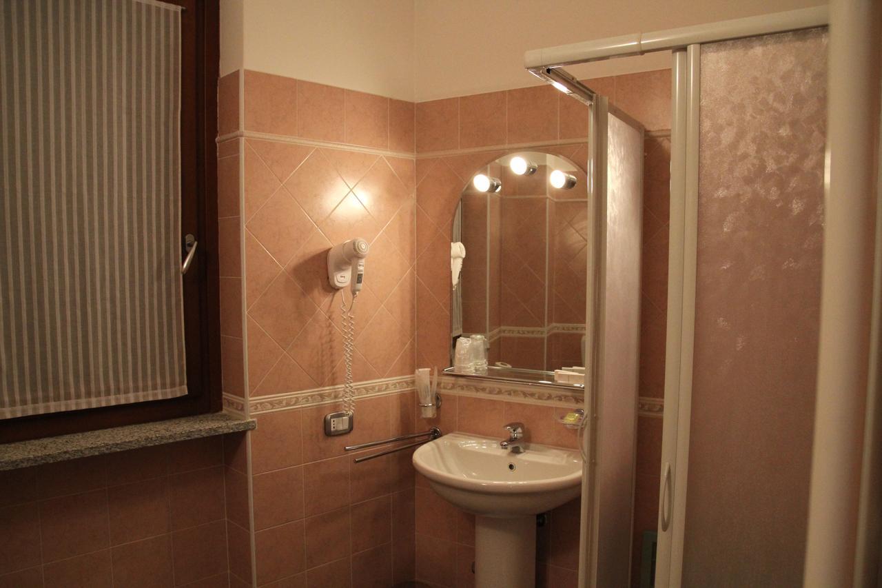 Albergo Verdi Novi Ligure Exterior foto